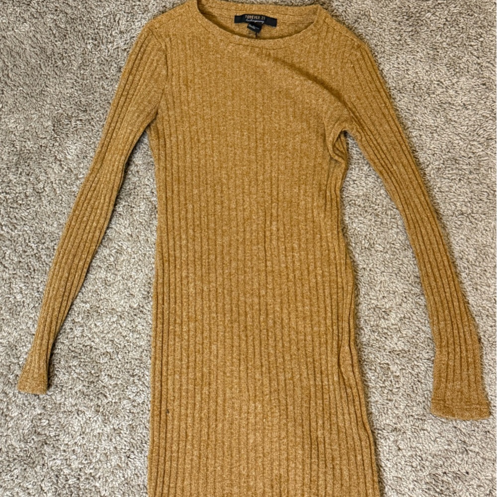 Forever 21 Tan Ribbed Crew Neck Sweater